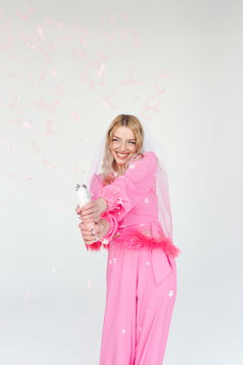 Slöja Med Tofsar Rosa