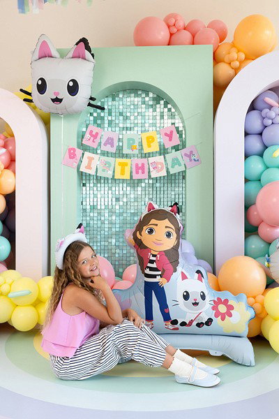 Stående folieballong Gabbys dockskåp – 92 × 90,5 cm