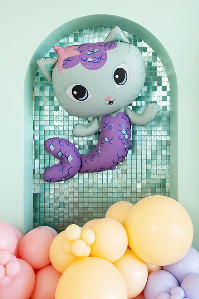 Folieballong Gabbys dockskåp MerCat – 80 × 82 cm