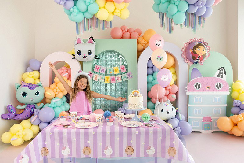 Pappersduk Gabbys dockskåp – 180 × 120 cm