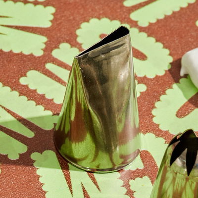 Colour_Mill_CMPT125_Colour_Mill_Piping_Tip125M_Petal_1_jpg