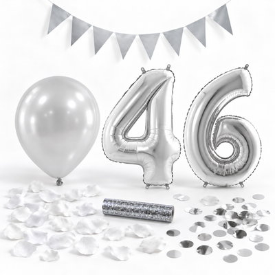 46-års festpaket, Silver, Stor – paketets dekorationer på vit bakgrund
