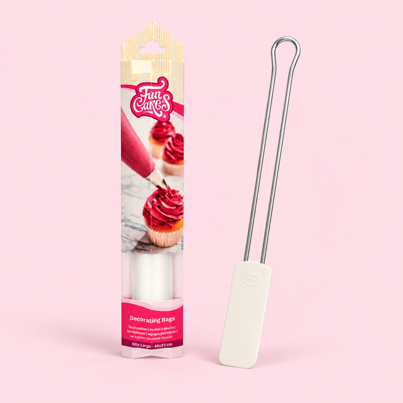 Pavlova – stora spritspåsar och spatel – samlingsbild av ingående produkter.