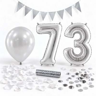 73-års festpaket, Silver, Stor – paketets dekorationer på vit bakgrund