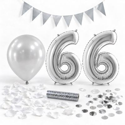 66-års festpaket, Silver, Stor – paketets dekorationer på vit bakgrund