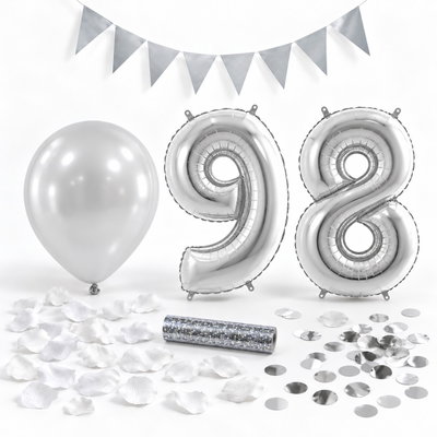 98-års festpaket, Silver, Stor – paketets dekorationer på vit bakgrund
