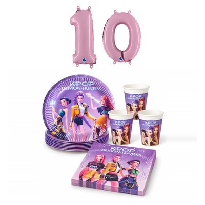 10-årskalas, K-pop, kalaspaket, 8 gäster – sammansatt bild av paketets produkter