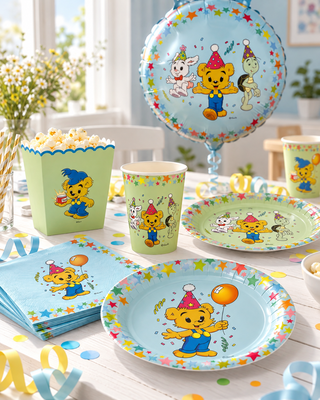 Bamse-dukning med matchande dekorationer – miljöbild
