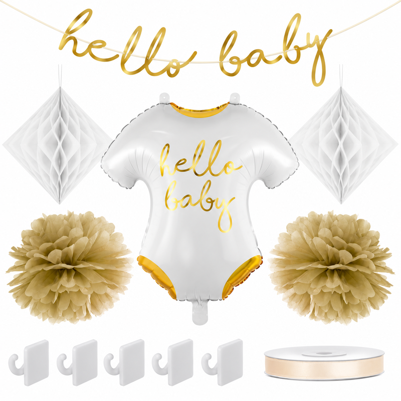 Hello Baby vid entrén – vit och guldig dörrinramning