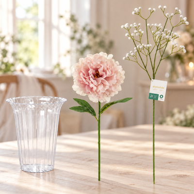 Miljöbild: Konstblommor i skål till ett bordsarrangemang