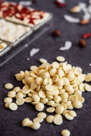 Vit choklad - Chokladknappar - BAM - 250g