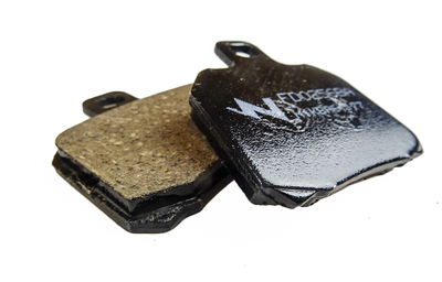 Bromsklossar Aprilia / Benelli / Derbi / Gilera / Peugeot / Piaggio / Yamaha / mfl Newfren 0vJPh0pDy2OSUSr1742392634