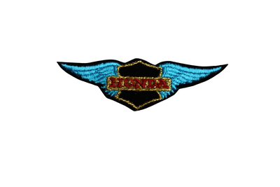 TYGMÄRKE,10cm.HONDA.VINGE