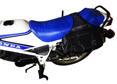 Sadelväskor i svart nylon för Moped och MC