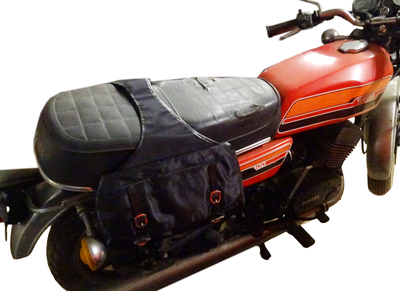 Sadelväskor i svart nylon för Moped och MC