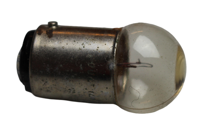 Glödlampa 12V 3W BA15S